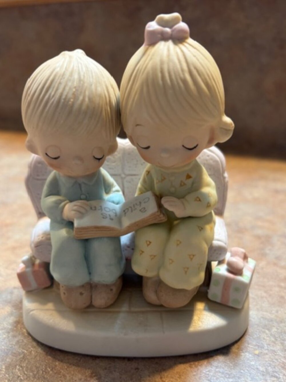 1978 "Unto Us a Child is Born" Precious Moment